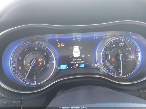2018 CHRYSLER 300 LIMITED — I7