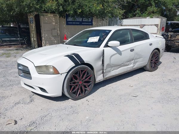 2013 DODGE CHARGER — I2