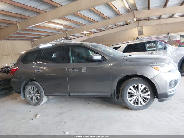 2018 NISSAN PATHFINDER SV