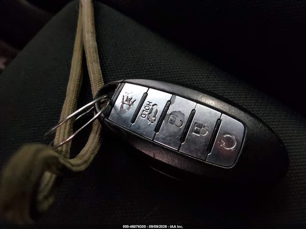 2018 NISSAN PATHFINDER SV