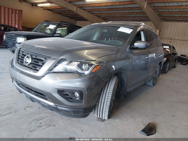2018 NISSAN PATHFINDER SV