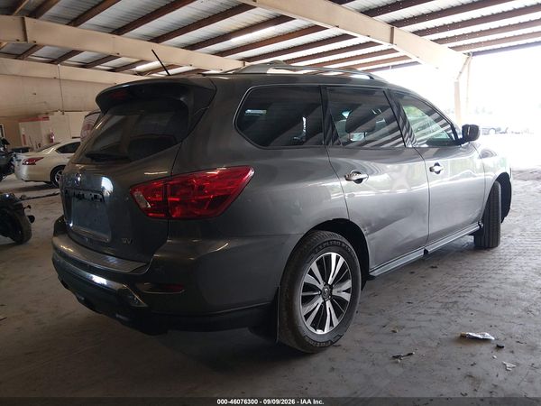 2018 NISSAN PATHFINDER SV