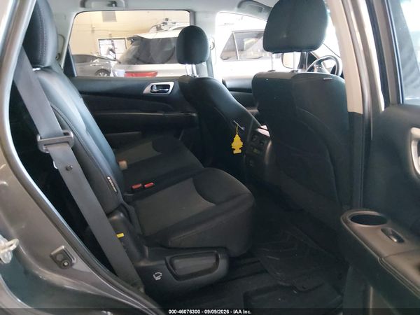 2018 NISSAN PATHFINDER SV