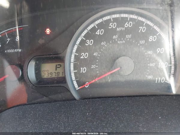 2013 TOYOTA SIENNA LE V6 8 PASSENGER