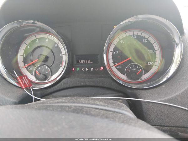 2013 DODGE GRAND CARAVAN SXT — I7
