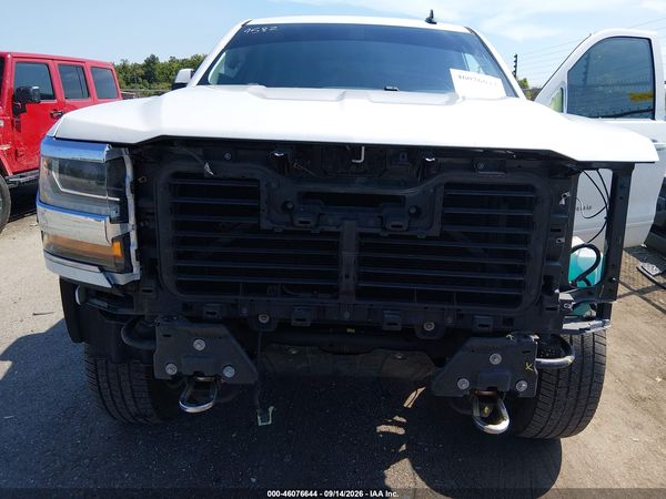 2017 CHEVROLET SILVERADO 1500 LT — I6