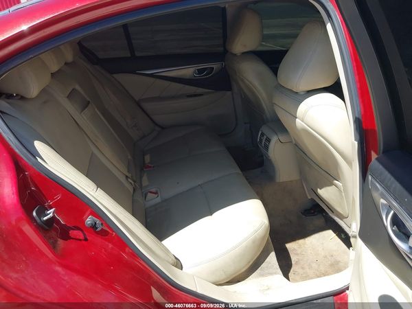2016 INFINITI Q50 2.0T BASE/2.0T PREMIUM — I8