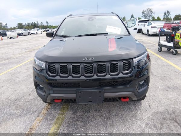 2025 JEEP COMPASS TRAILHAWK 4X4