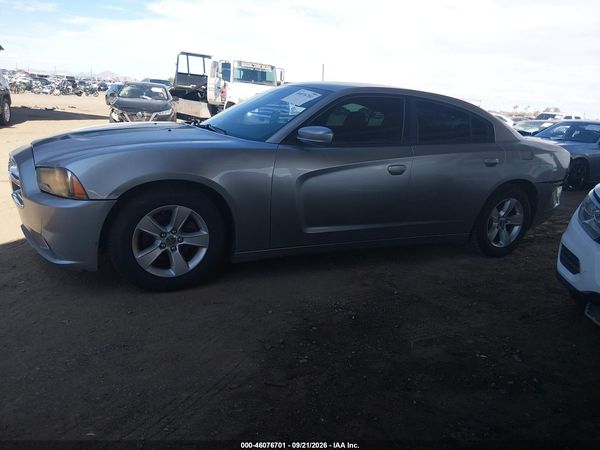 2014 DODGE CHARGER SE — I117