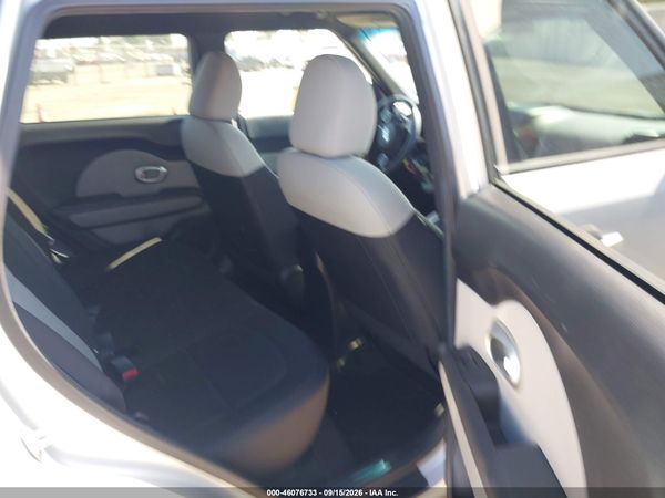2016 KIA SOUL Plus — I8