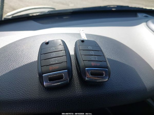 2016 KIA SOUL Plus — I11