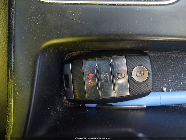 2016 KIA SORENTO 3.3L SX — I11