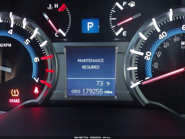 2016 TOYOTA 4RUNNER SR5 — I118