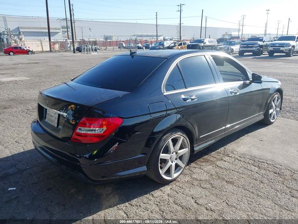 2014 MERCEDES-BENZ C 250 SPORT — I4
