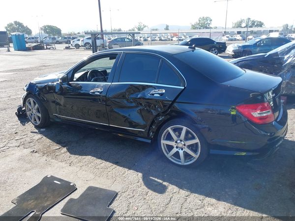 2014 MERCEDES-BENZ C 250 SPORT — I117