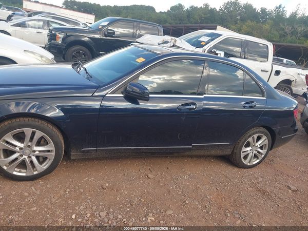 2014 MERCEDES-BENZ C 300