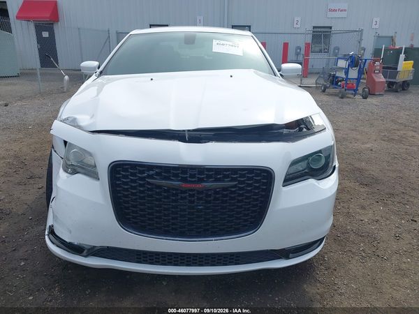 2021 CHRYSLER 300 300S — I6