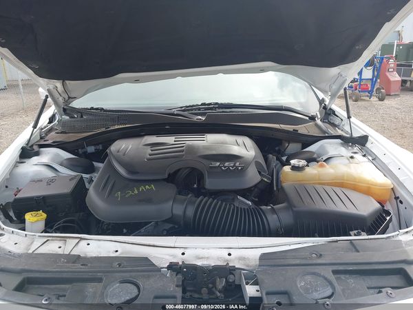 2021 CHRYSLER 300 300S — I10