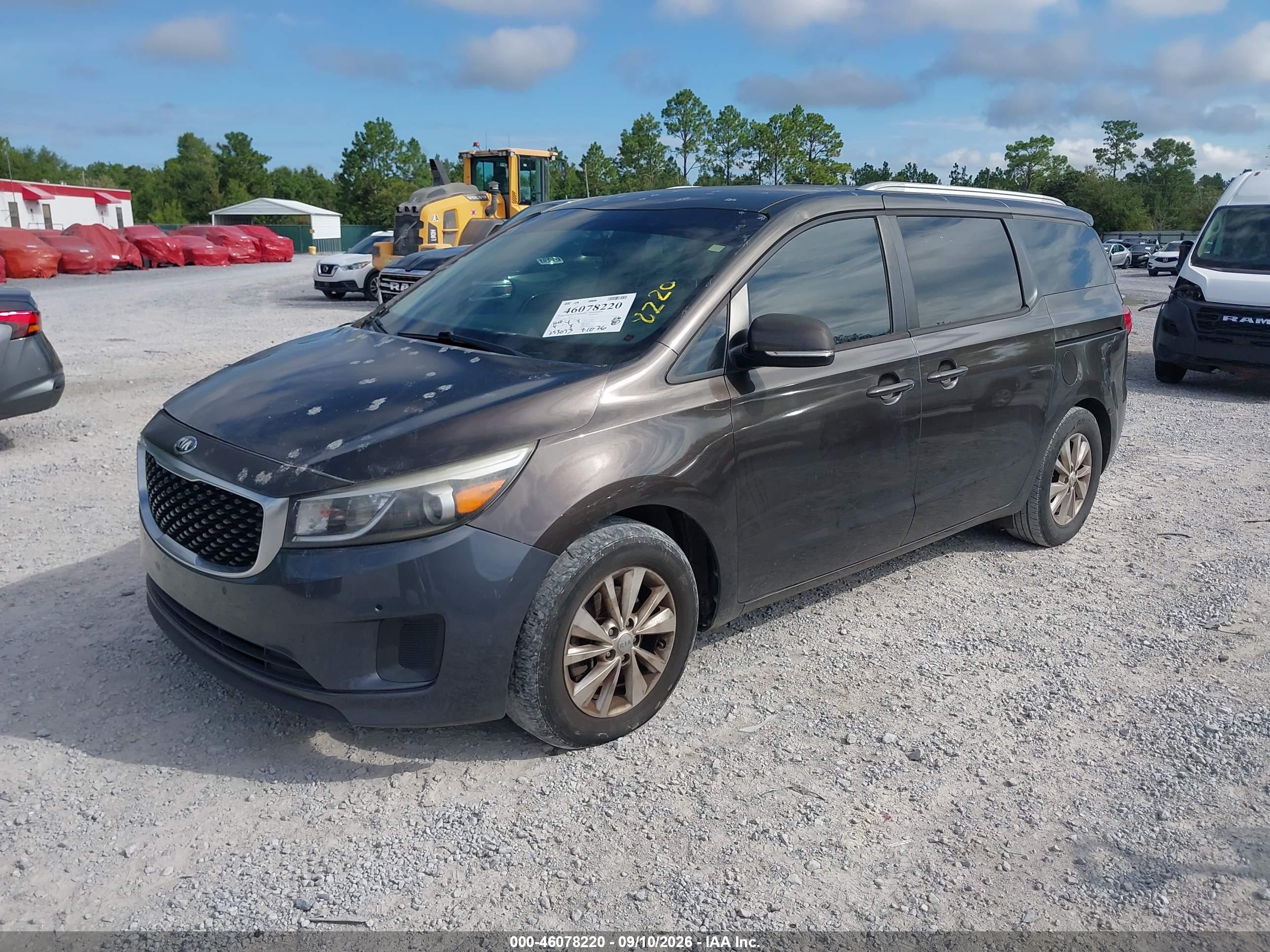 2017 KIA SEDONA LX — I2
