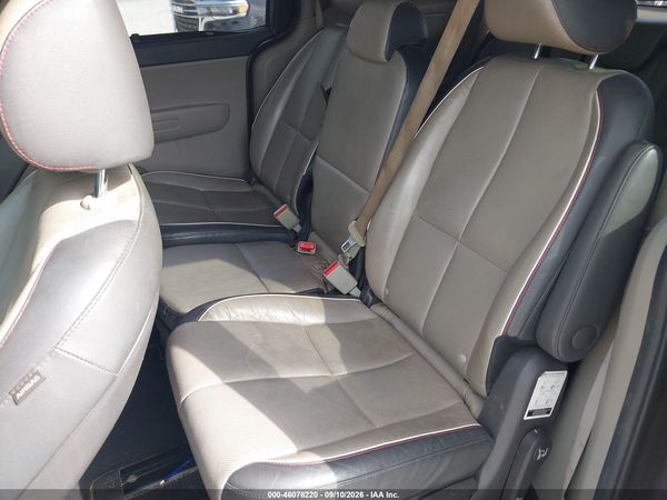 2017 KIA SEDONA LX — I8