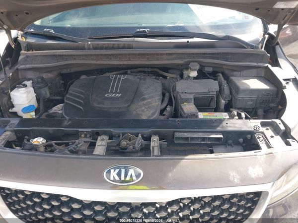 2017 KIA SEDONA LX — I10