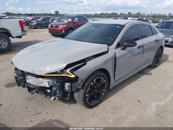 2024 KIA K5 — I2