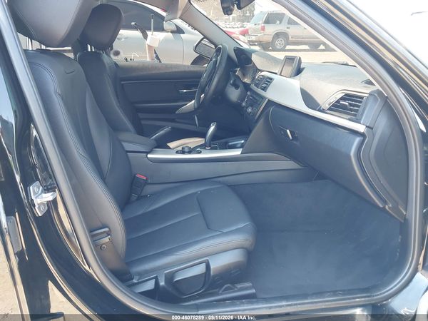 2015 BMW 320I — I5