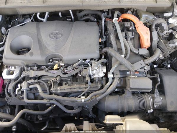 2022 TOYOTA HIGHLANDER HYBRID XLE — I10