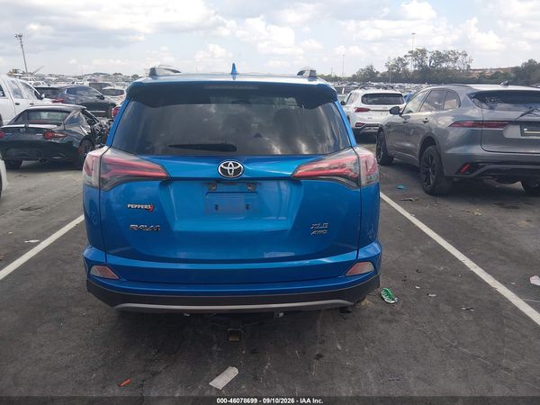 2017 TOYOTA RAV4 XLE — I119