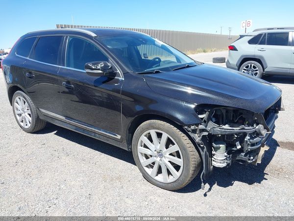2017 VOLVO XC60 T5 INSCRIPTION — I1