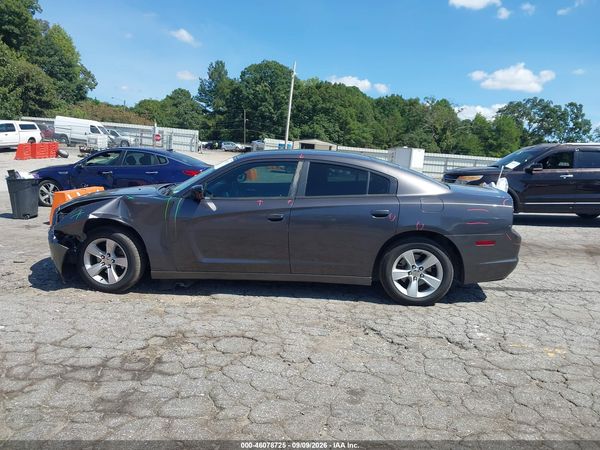 2014 DODGE CHARGER SE — I117