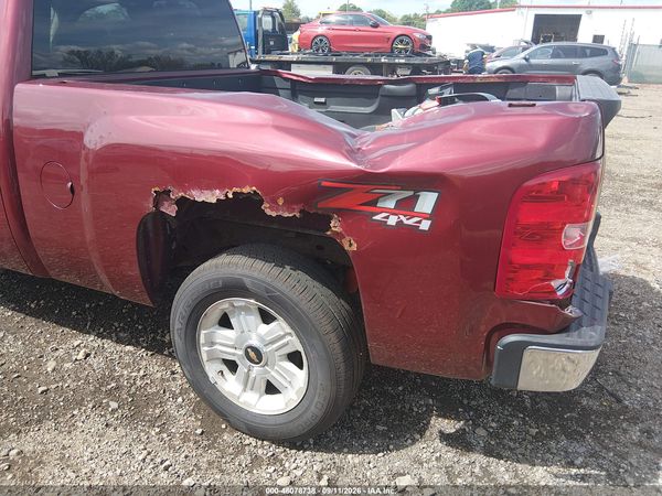 2013 CHEVROLET SILVERADO 1500 LT — I152