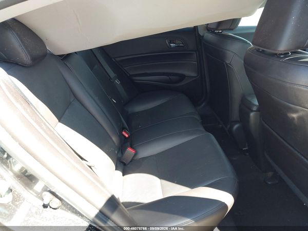 2016 ACURA ILX — I8
