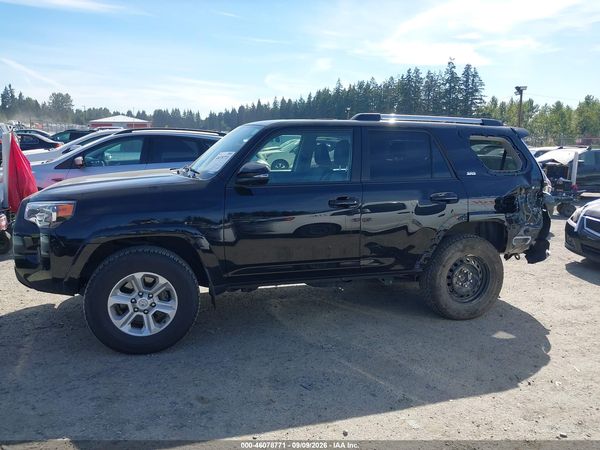 2021 TOYOTA 4RUNNER SR5 PREMIUM — I117