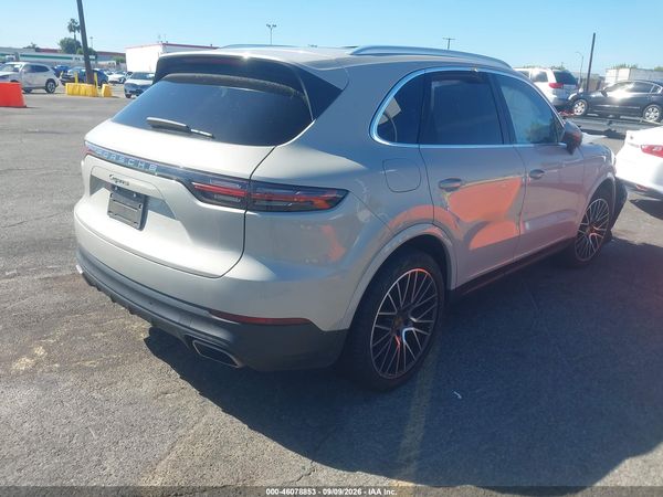 2021 PORSCHE CAYENNE — I4