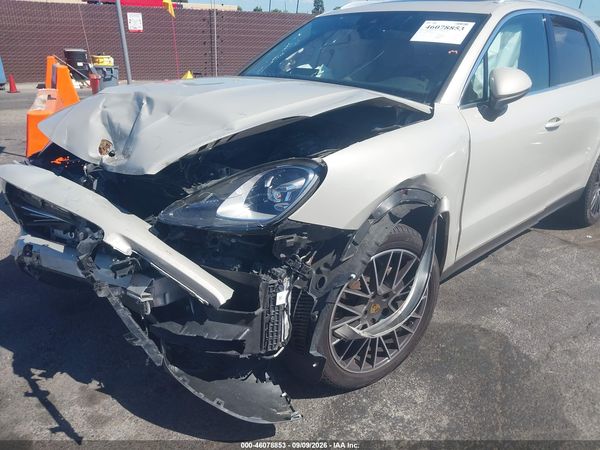 2021 PORSCHE CAYENNE — I152