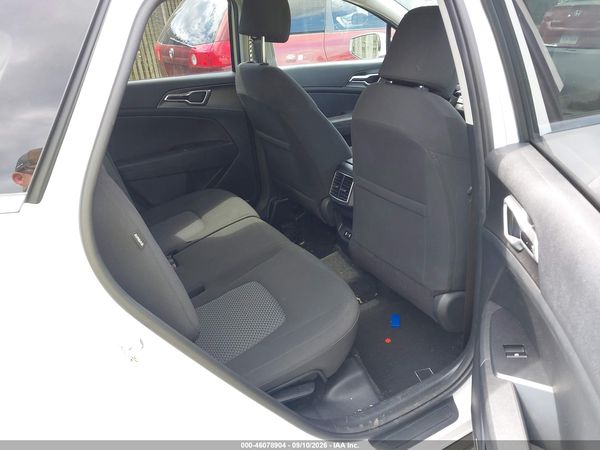 2026 KIA SPORTAGE LX — I8