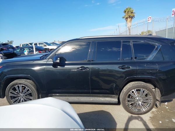 2024 LEXUS LX 600