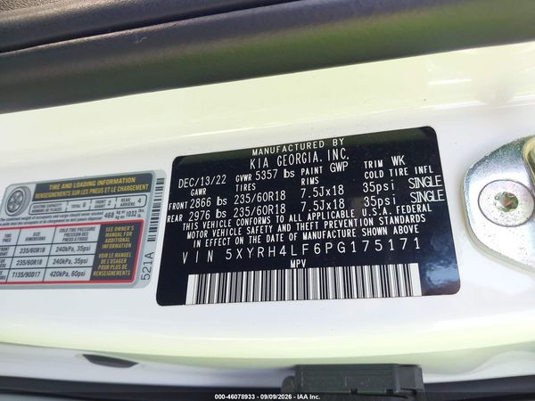 2023 KIA SORENTO EX — I9