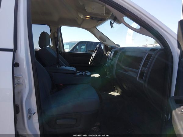 2019 RAM 1500 CLASSIC TRADESMAN  4X4 5'7 BOX