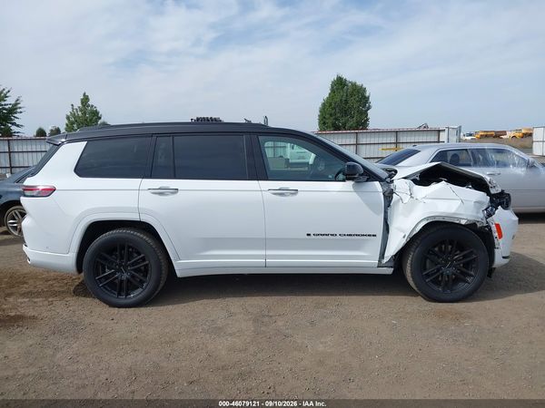 2023 JEEP GRAND CHEROKEE L SUMMIT RESERVE 4X4 — I116