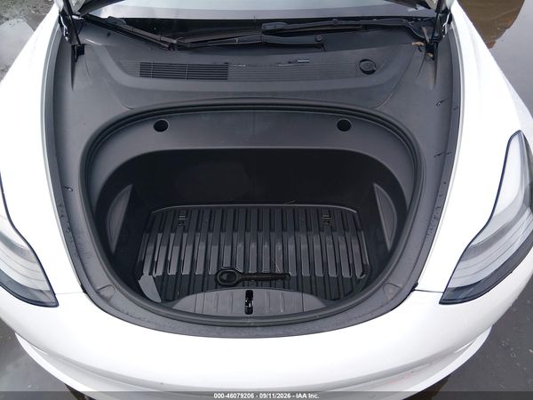 2022 TESLA MODEL 3 — I10