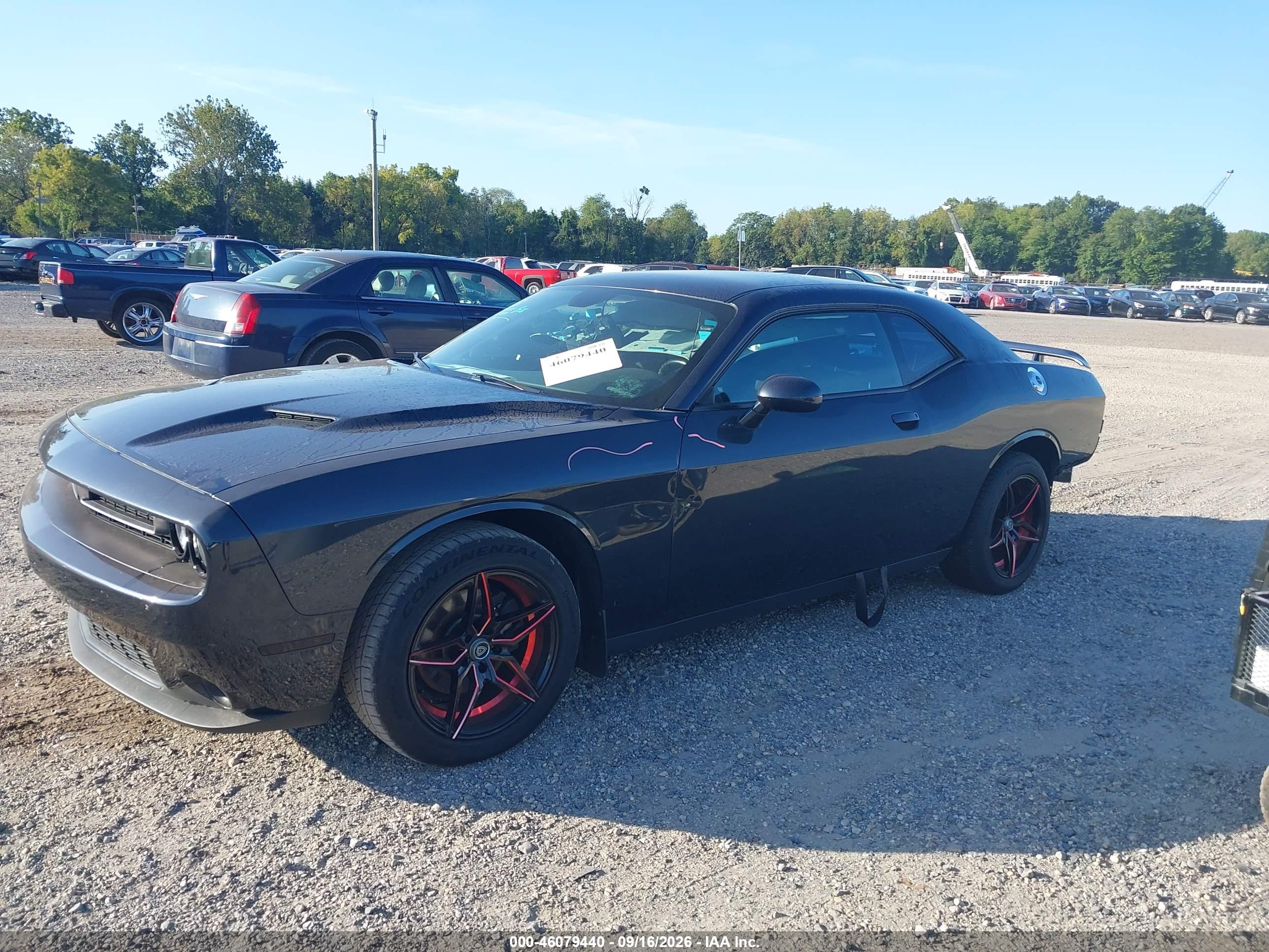 2016 DODGE CHALLENGER SXT — I2