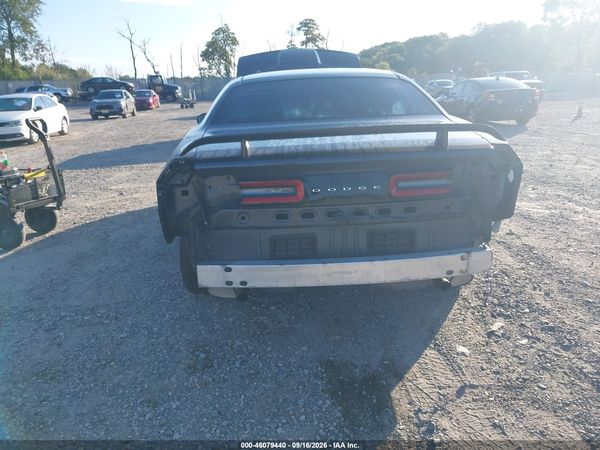 2016 DODGE CHALLENGER SXT — I6