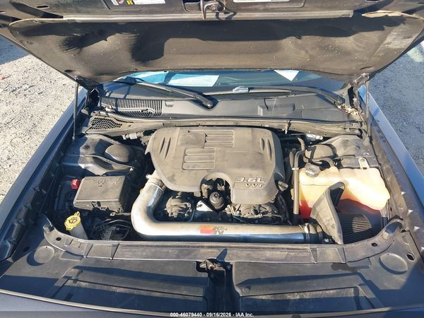 2016 DODGE CHALLENGER SXT — I10