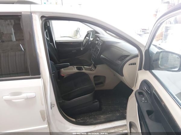 2015 DODGE GRAND CARAVAN SXT — I5