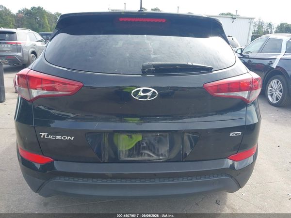 2017 HYUNDAI TUCSON SE