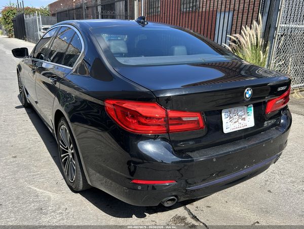 2018 BMW 530I