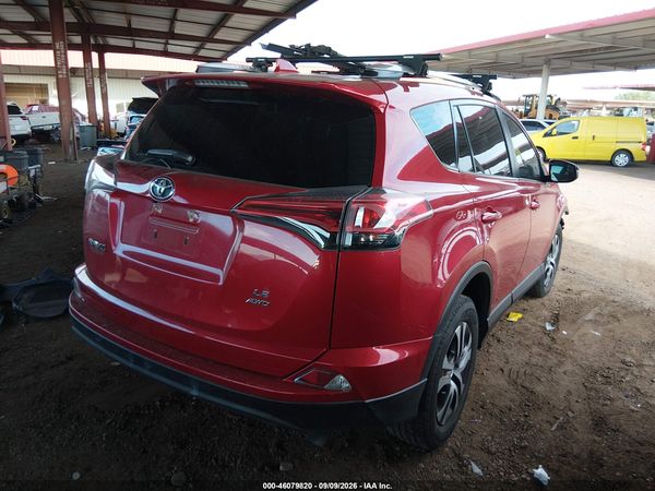 2017 TOYOTA RAV4 LE — I4