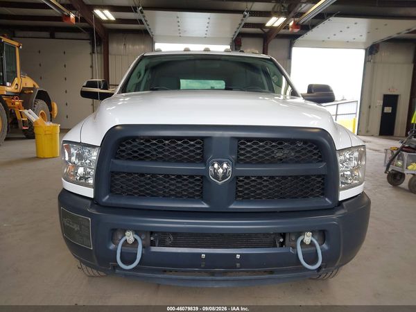 2017 RAM 3500 TRADESMAN  4X4 8' BOX